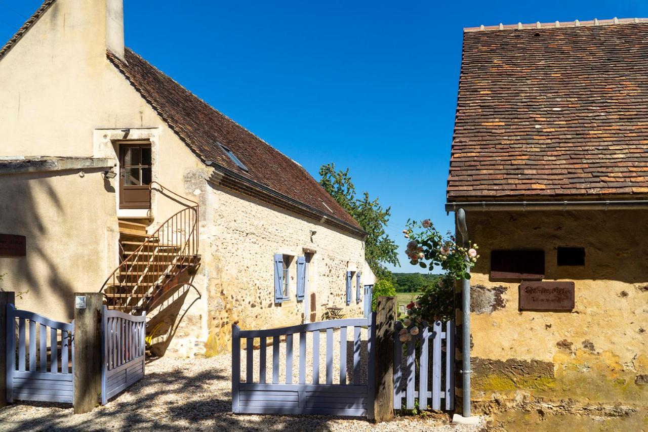 Chambre D'Hotes Chez Artiste Verrier, La Perriere - Perche Buitenkant foto
