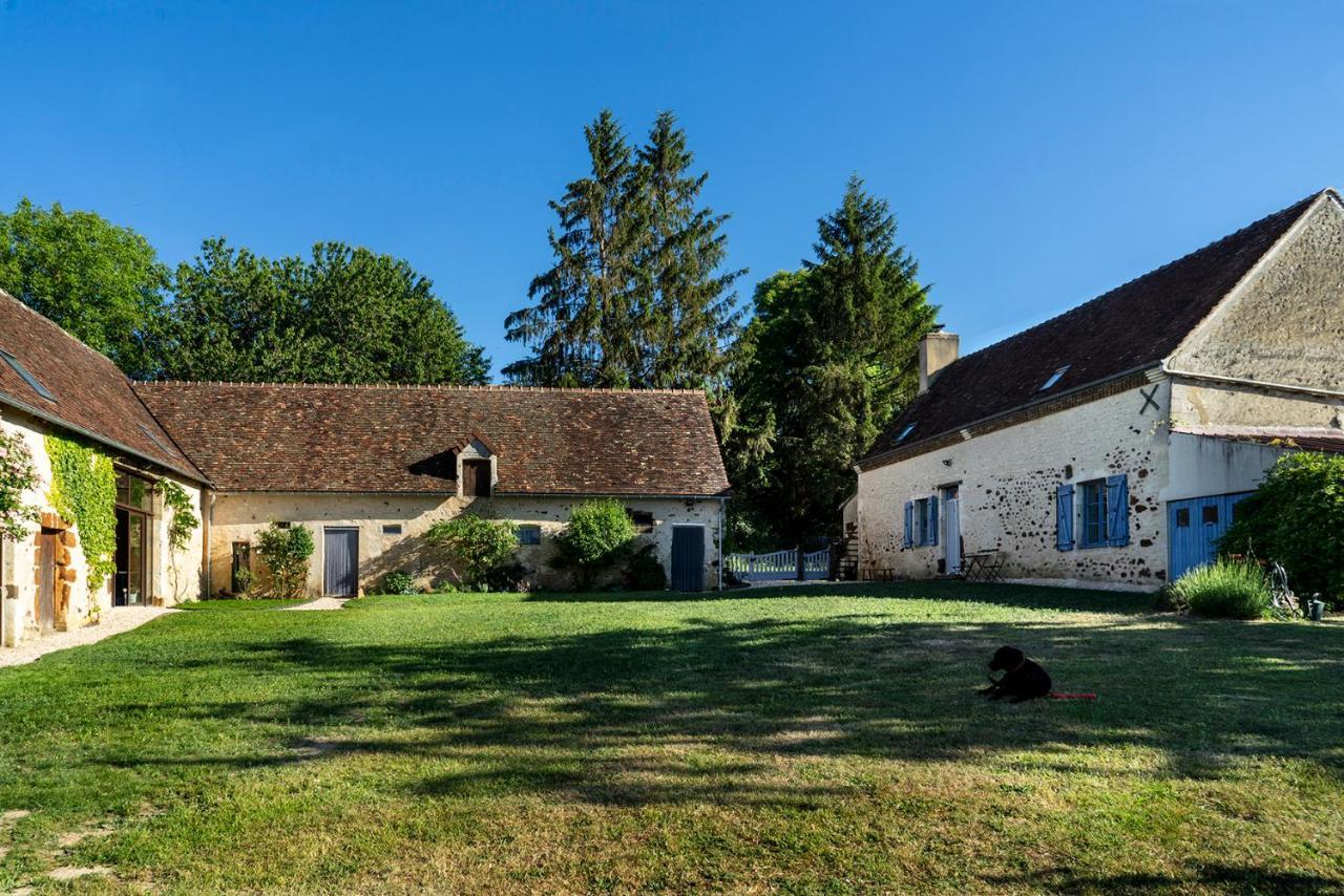 Chambre D'Hotes Chez Artiste Verrier, La Perriere - Perche Buitenkant foto